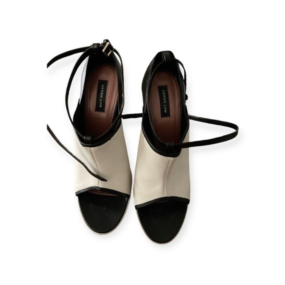 Women’s‎ black and white Derek Lam heels, size 10 - Picture 7 of 8